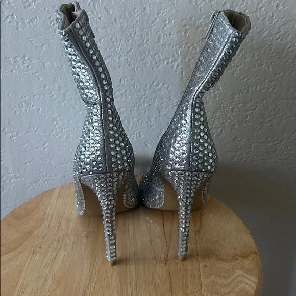 Steve Madden Winnings Rhinestone Heeled Booties - Picture 5 of 7